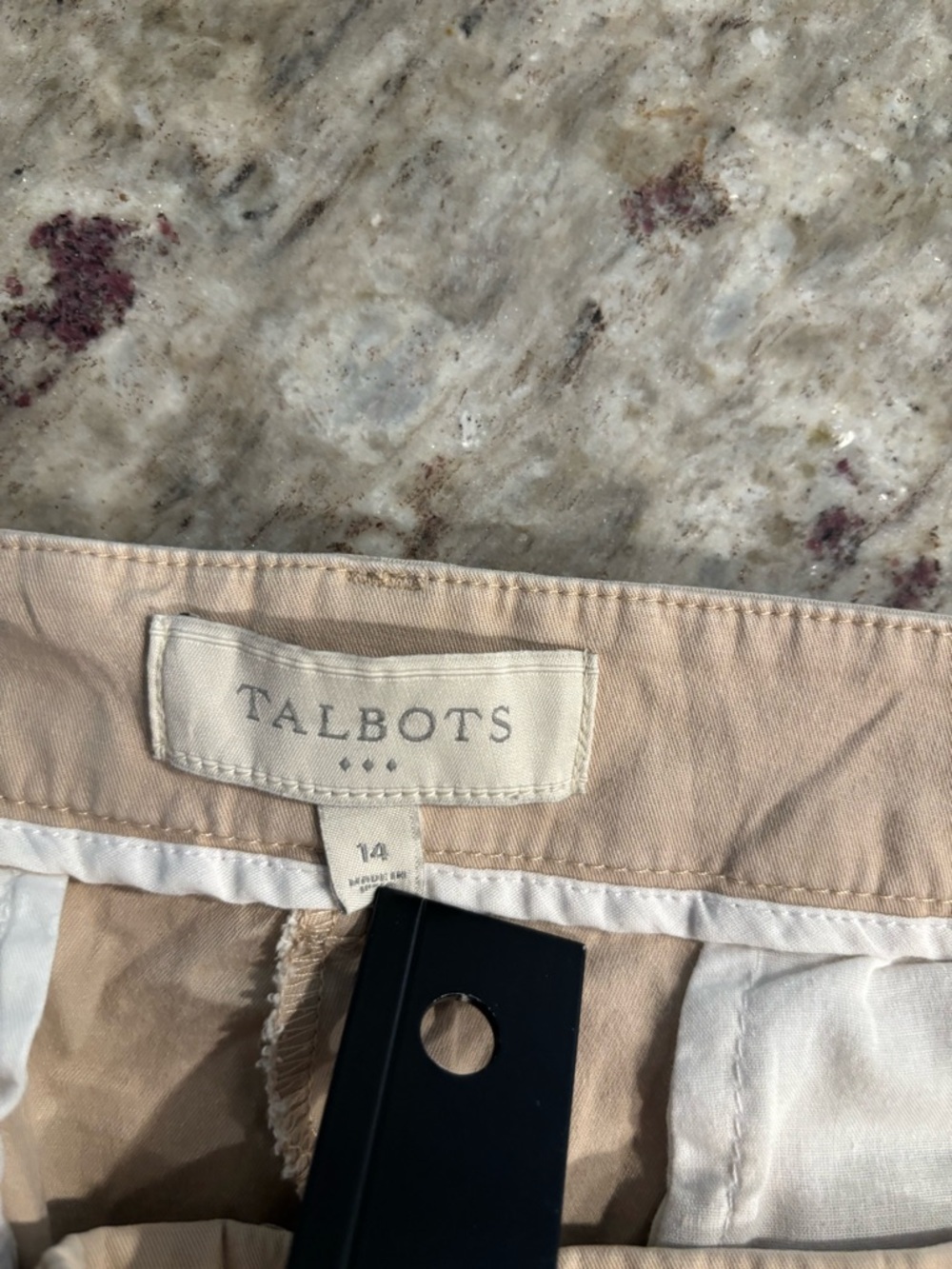 Talbots Beige Capris - Picture 3 of 8